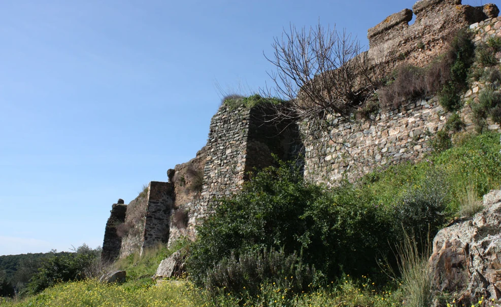 El Castillo de Almonaster la Real